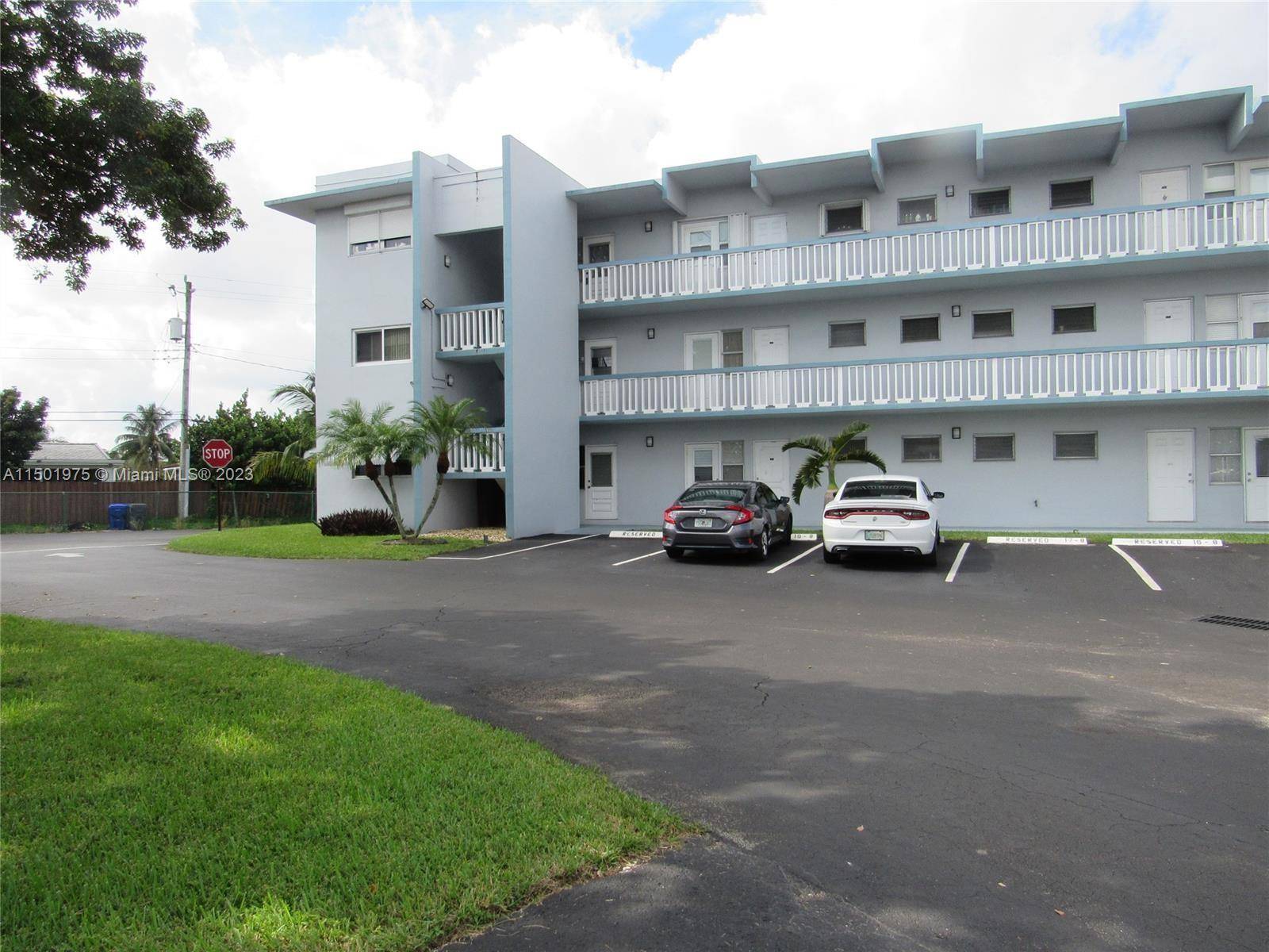 2 2 corner unit condo, very clean and move in ready.