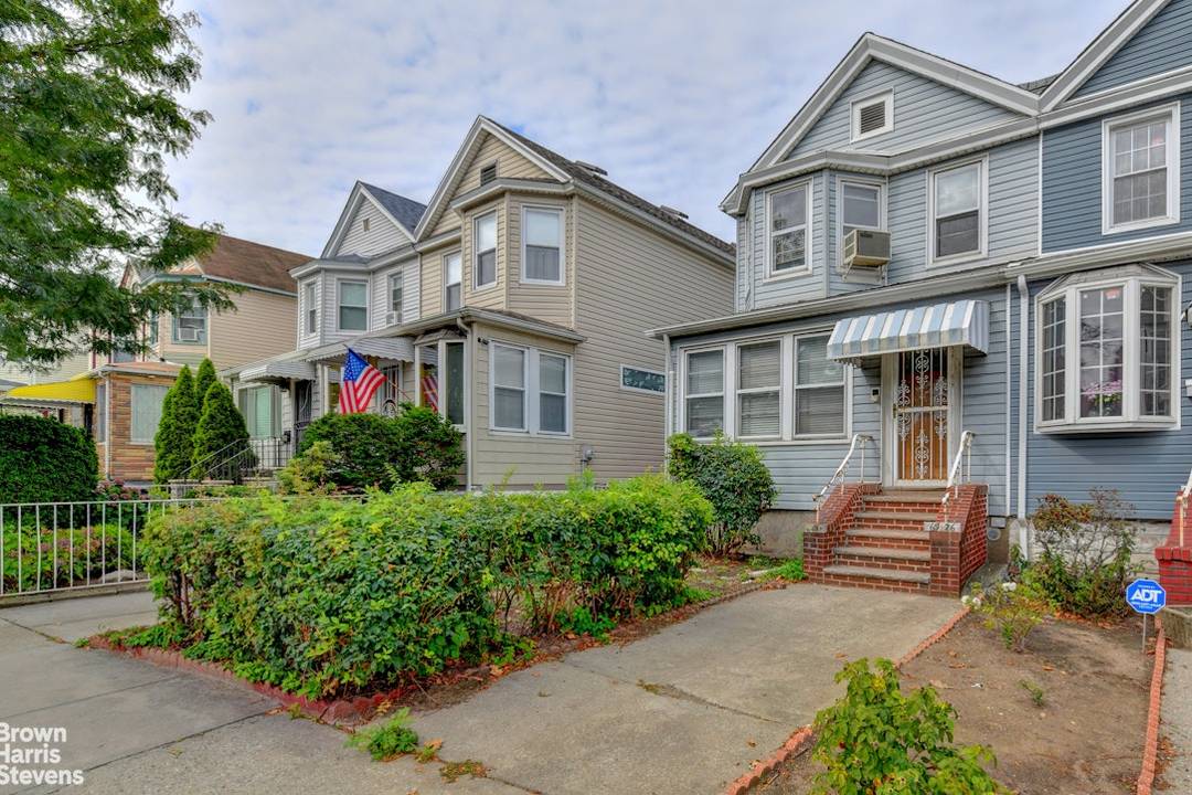 Create A Dream First Showing on Saturday May 9, 2026 11 1pm Welcome to your future home located at 69 26 Woodhaven Boulevard in the desirable neighborhood of Glendale Queens.