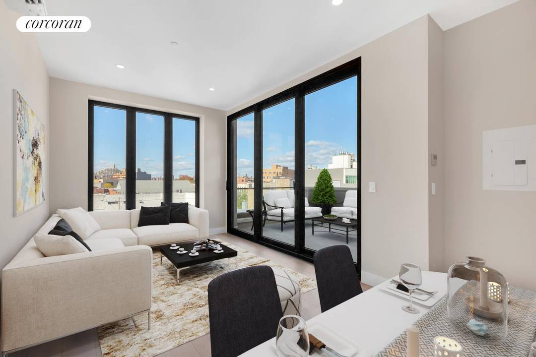 Luxury condo living is redefined in this exceptional one bedroom penthouse residence at LOFT28.