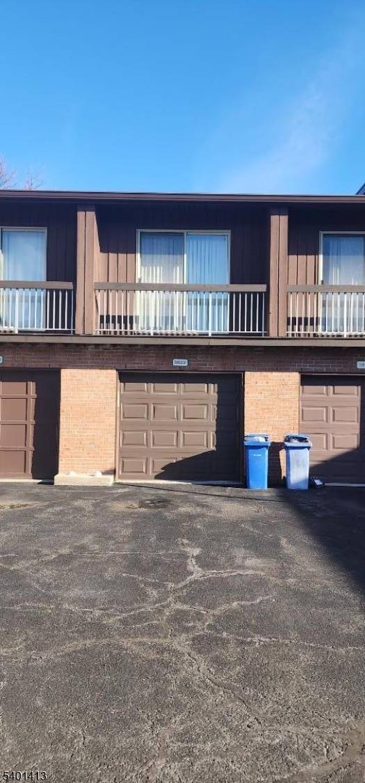 This townhouse is a great option for anyone looking for a move in ready home with long term potential and a chance to make it your own.