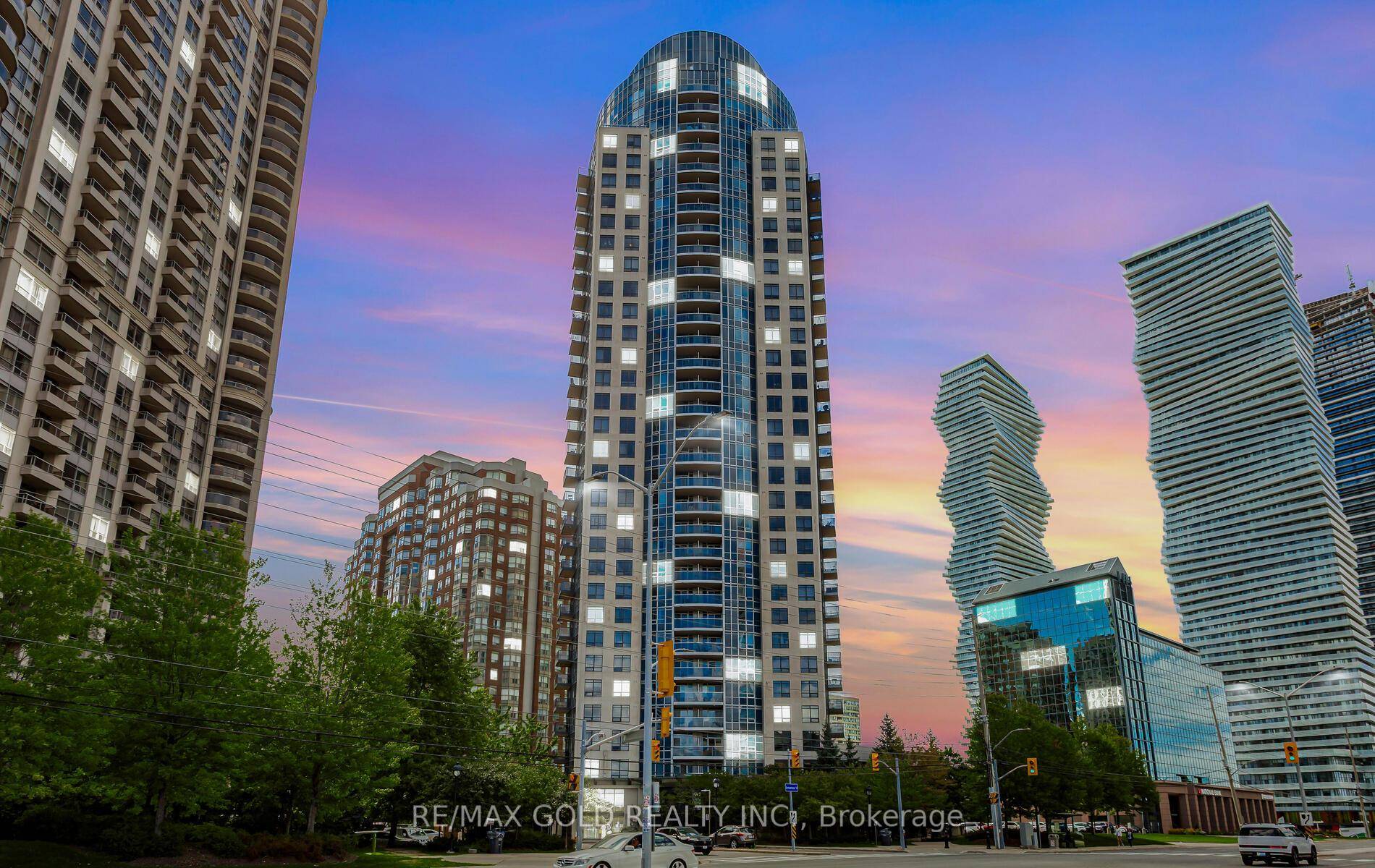 Absolutely Stunning 2 Bedroom Den in Tridel's Ultra Ovation !
