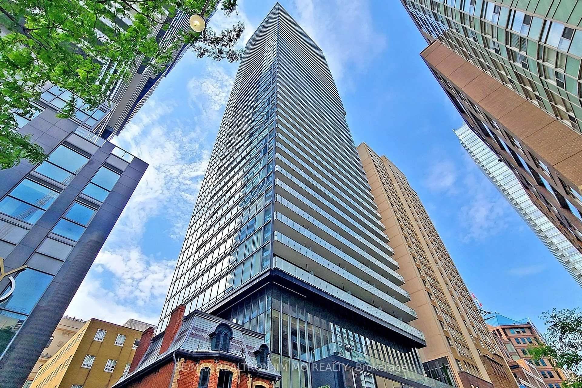 Karma Condo ! ! ! One Bedroom Total 614 Sq.