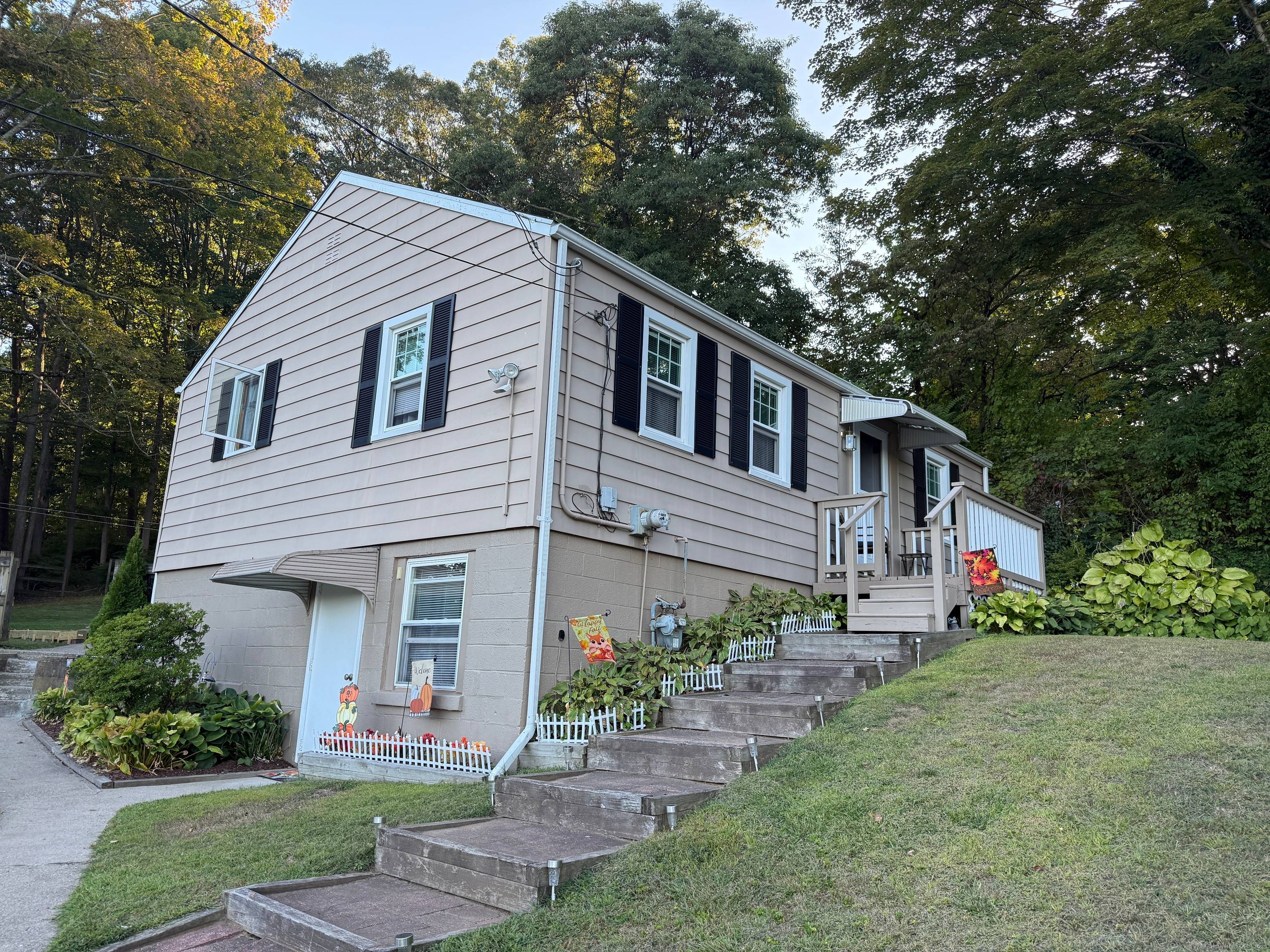 Nestled at the end is a cu de sac is a quaint 3bedroom two full bath ranch style home.
