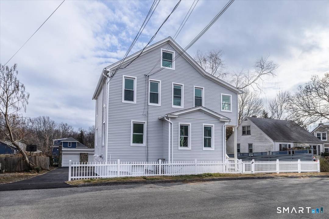Beautifully Renovated 2 Family Home in Sought After Fairfield, CT Discover exceptional value and versatility in this fully updated 2 family home, perfect for investors, owner occupants, or multigenerational living.