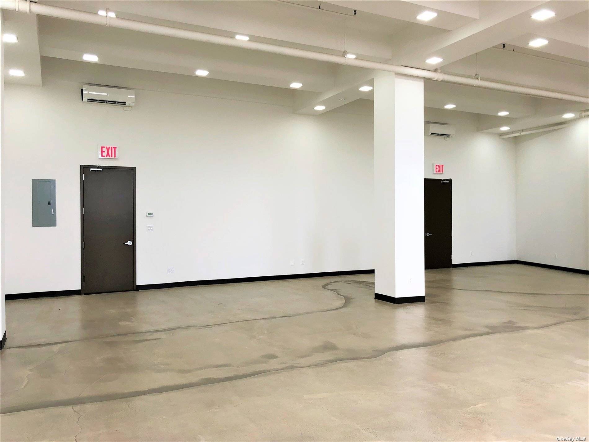 WELCOME TO BOHACK SQUARE Award winning Bohack Square is the most established retail and office complex on the Brooklyn Queens border, featuring seemingly endless retail frontage and Class A offices ...