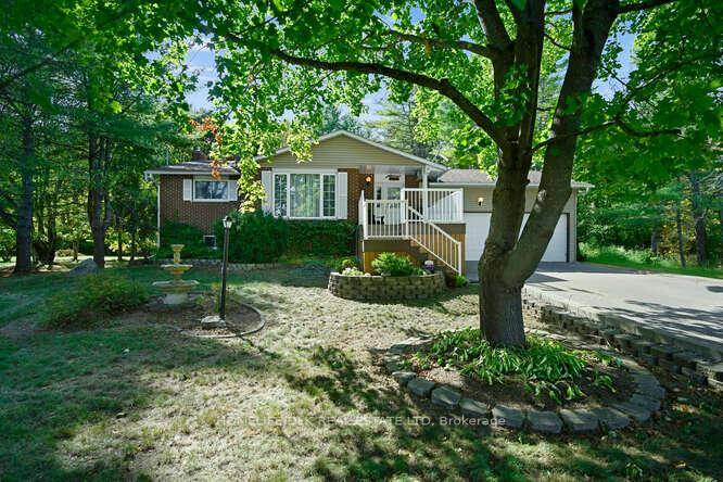 Welcome to 224 County Rd 5, Front of Yonge.