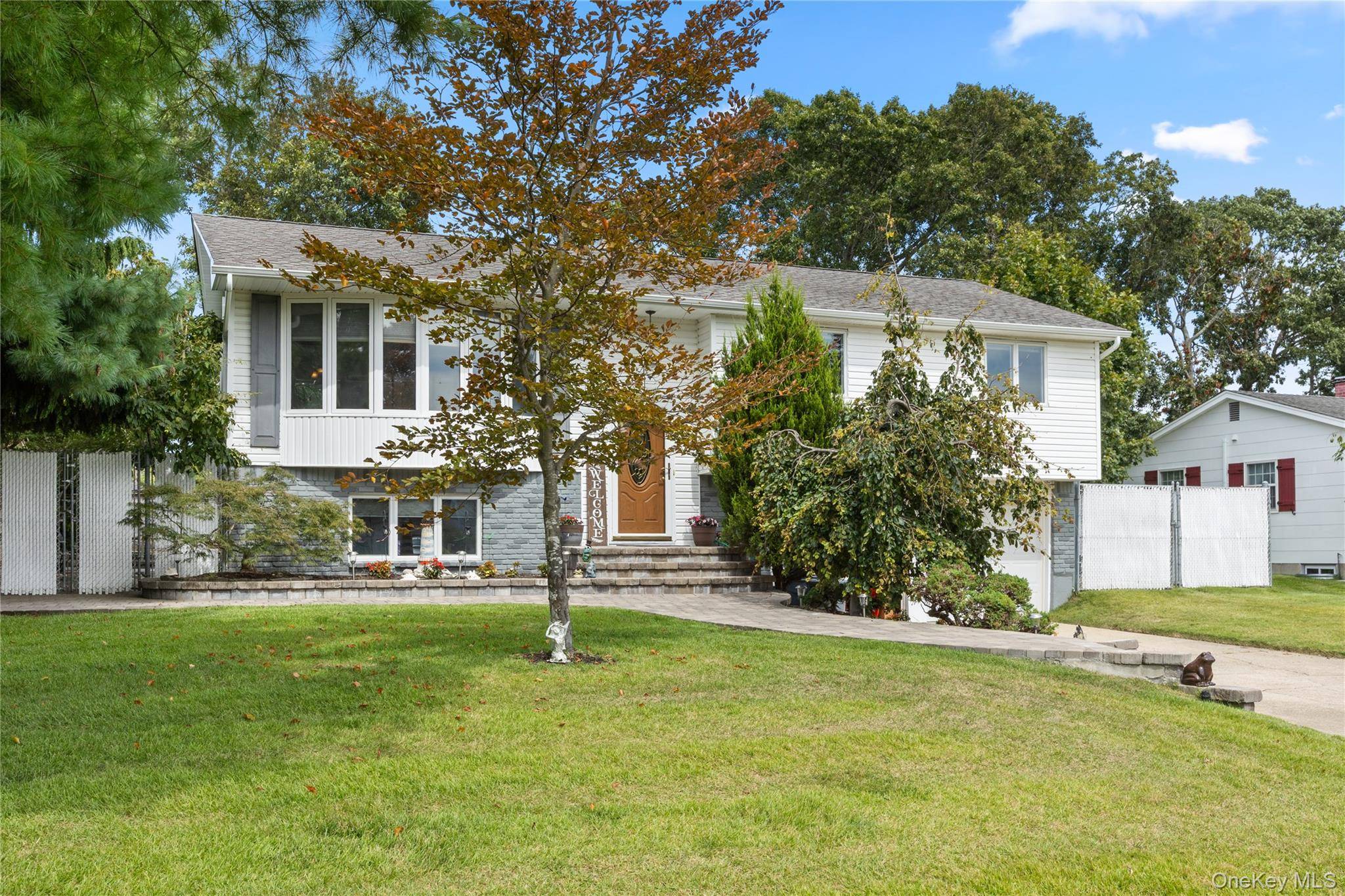 Welcome to your dream home in Country Village !