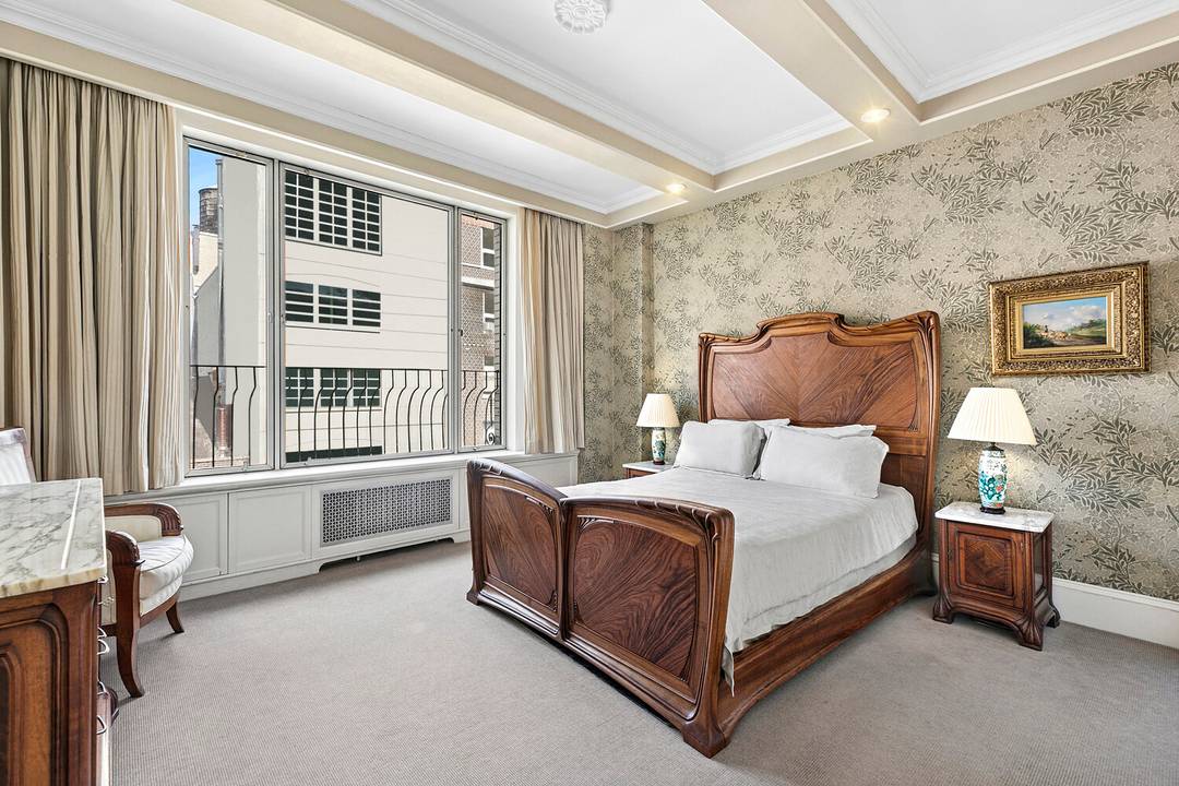 Spacious Elegant Prewar Four Bedroom or Five Bedroom with Light, Scale amp ; Timeless Details One closet is vented for washer dryer installation !