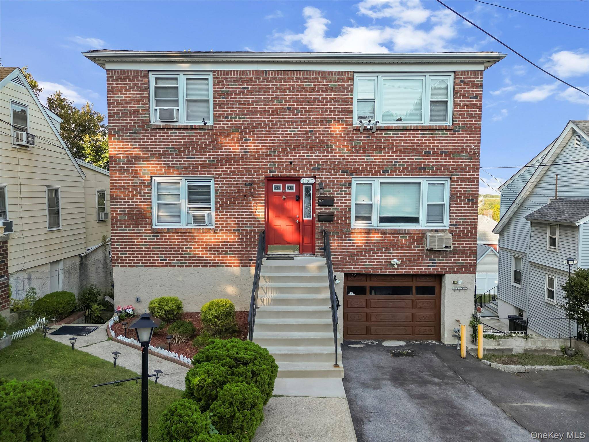 Welcome home to this fantastic multi family Jewel, offering two spacious 3 bedroom units, perfect for multi generational living or investment.