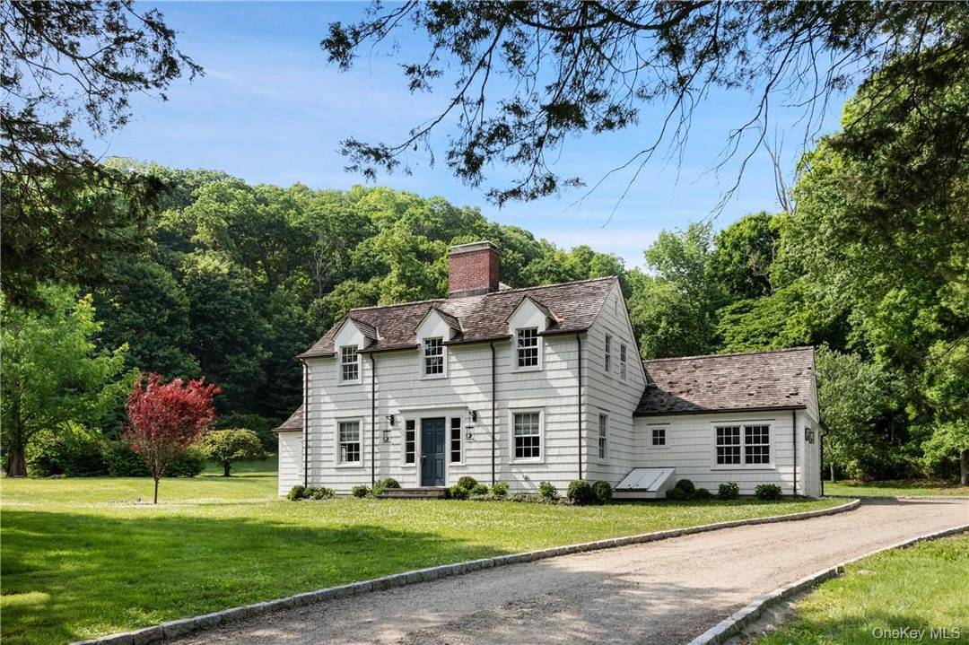 This picture perfect furnished Bedford farmhouse sits on gorgeous level land and has been fully renovated for today s lifestyle.