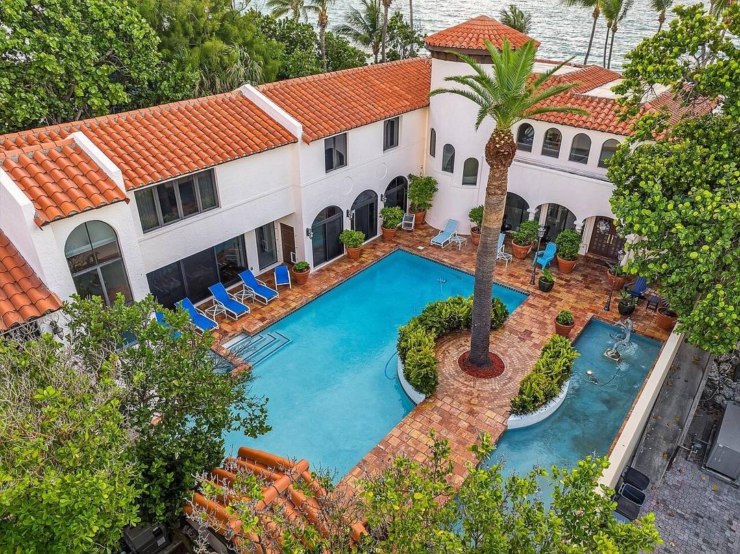 Rare oceanfront lease opportunity in one of Florida's most prestigious coastal enclaves.