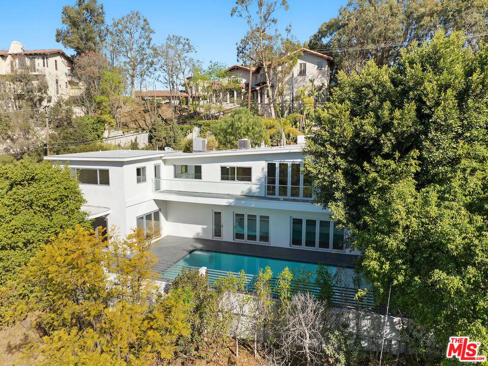 7470 Woodrow Wilson Dr 4.0 Hollywood Hills East LA