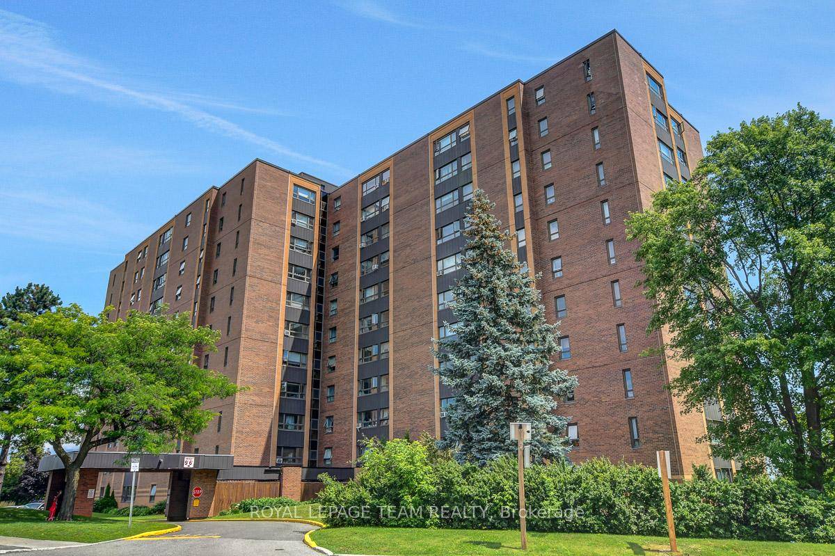 This freshly painted 2 bedroom condo is the perfect blend of comfort and convenience.