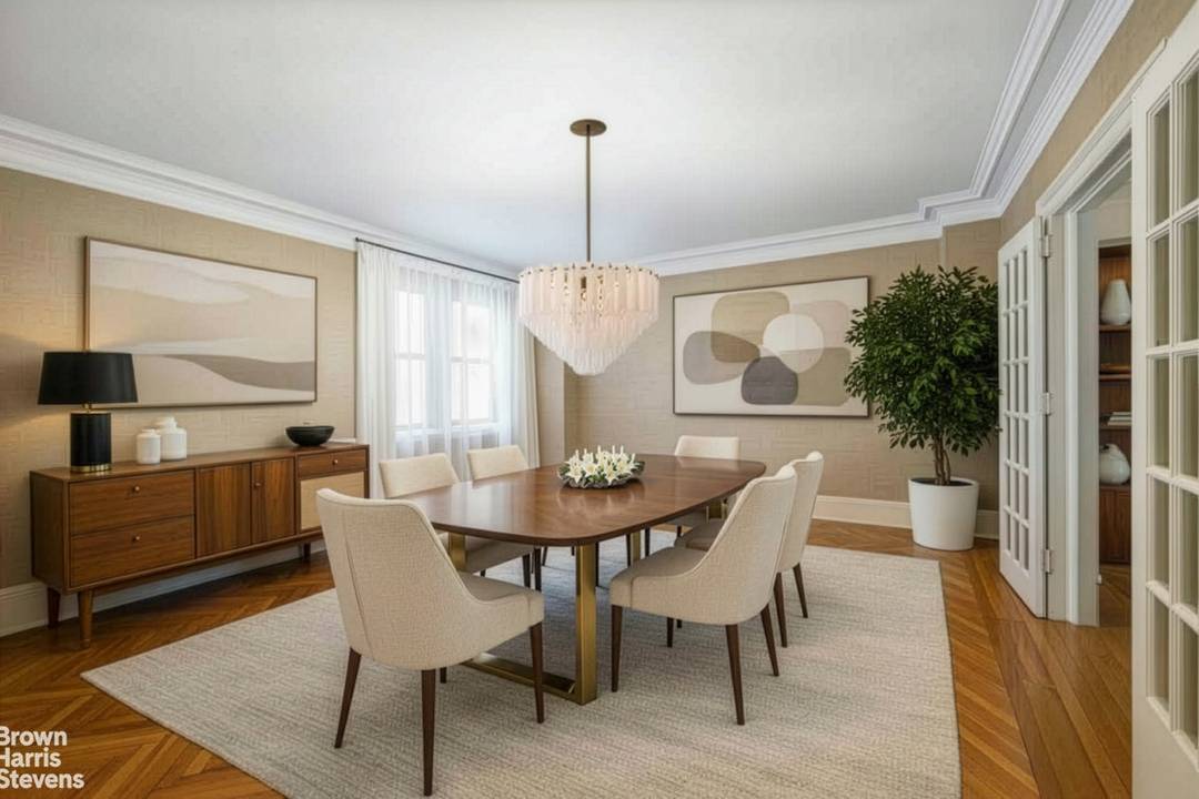 GRAND PARK AVENUE CLASSIC 7 HOME JUST LISTED !