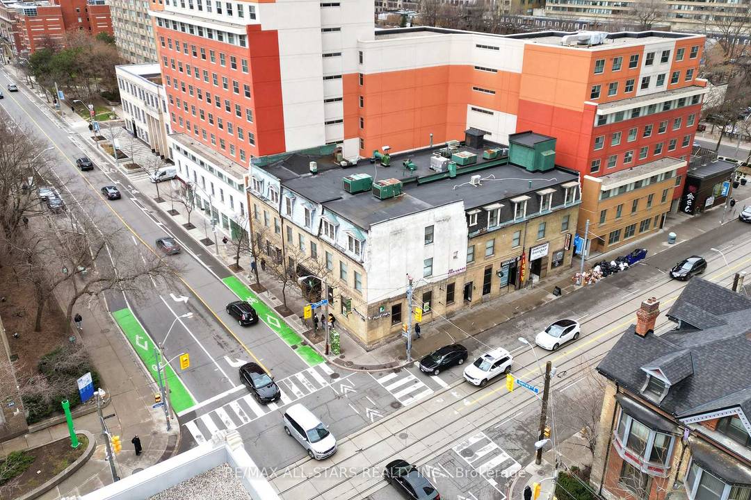 For Sale 66 Gerrard Street East, TorontoThree Storey Commercial Building Approx.