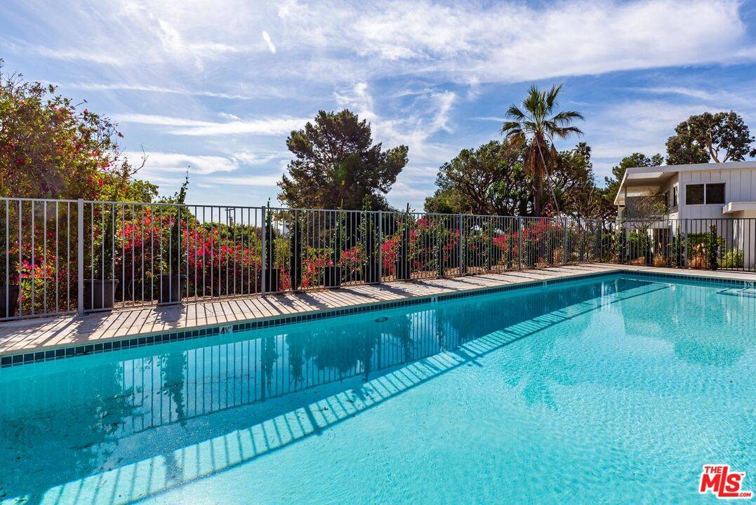 6465 Sycamore Meadows Dr 2BR Malibu La