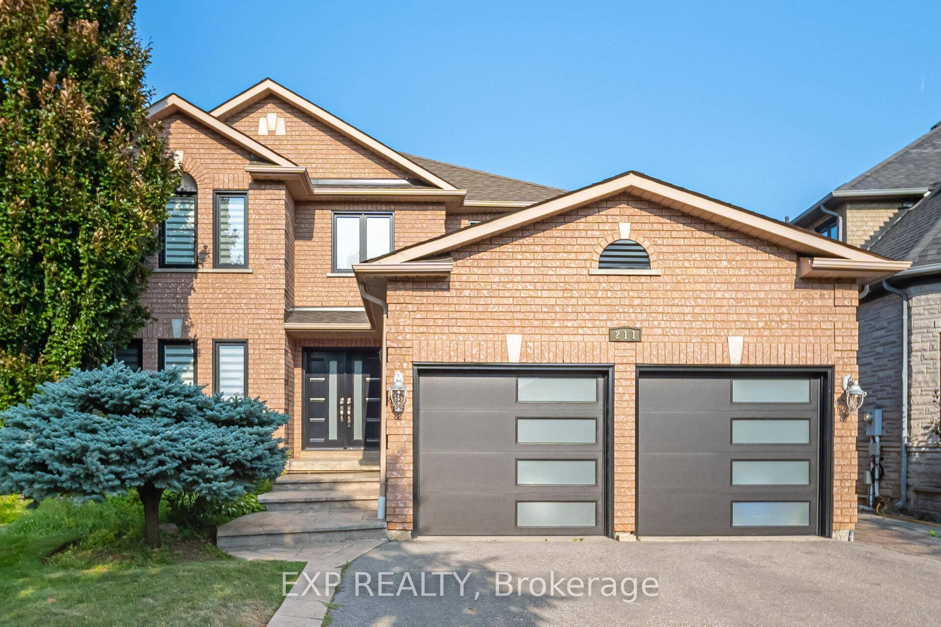 Welcome to 211 Fletcher Drive meticulously well kept home in the heart of Maple on a pie shaped lot.