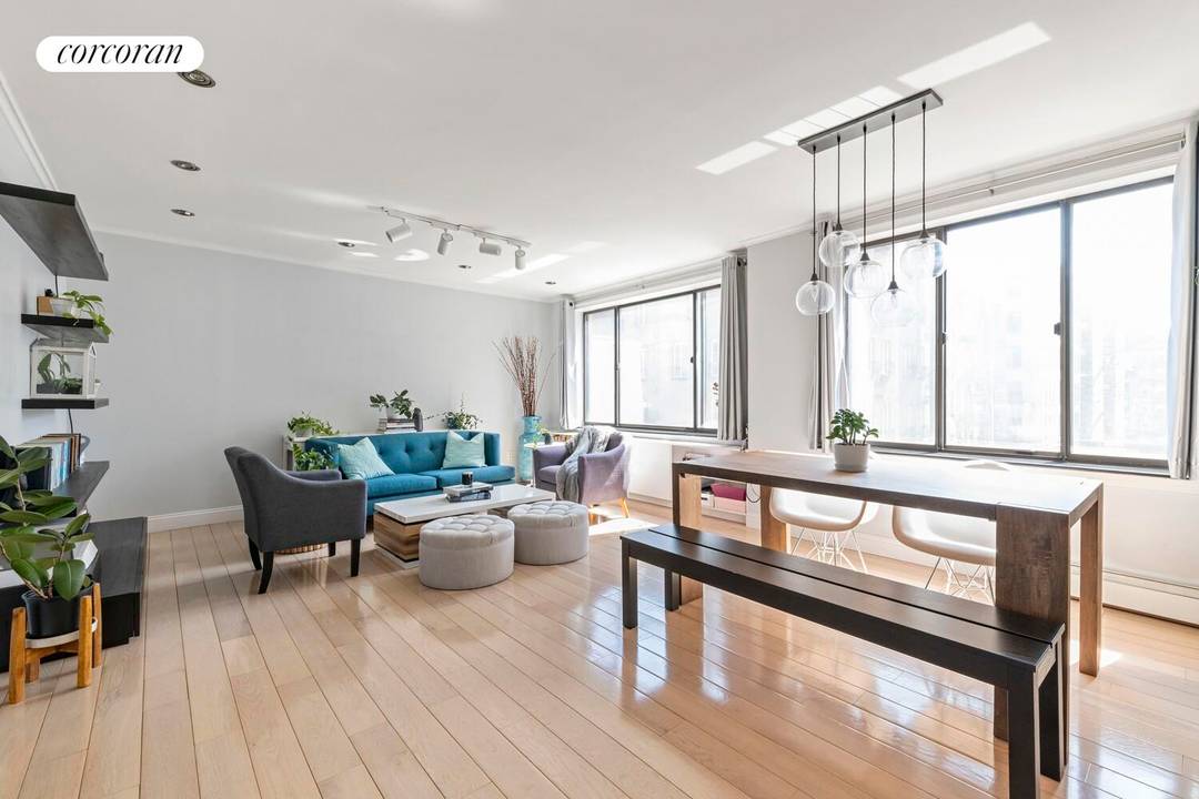 Rarely available ! This south facing, renovated one bedroom nestled in the heart of Nolita, is filled with abundant natural light pours through the oversized windows in each room.