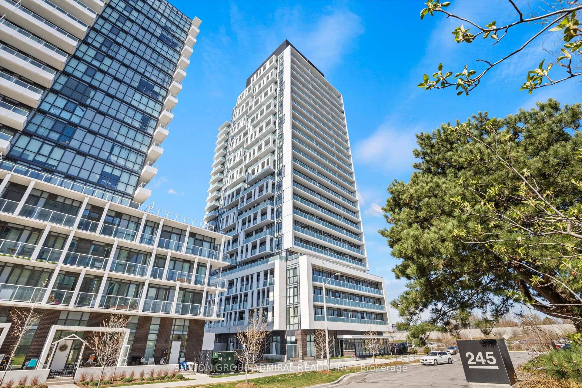 Prime Location ! Welcome to this bright and spacious 1 Bedroom Den suite in the luxurious Verde Condos.