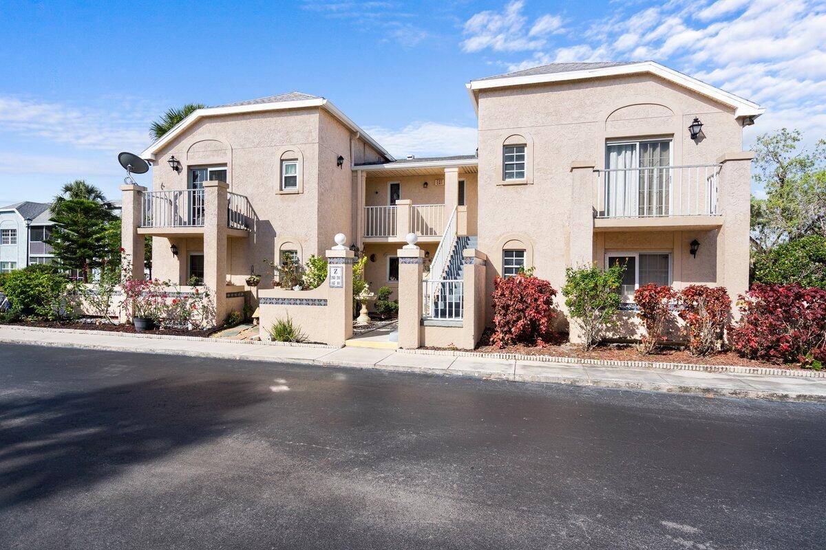 A beautifully maintained 2 bedroom, 2 bathroom condo nestled in a serene community.
