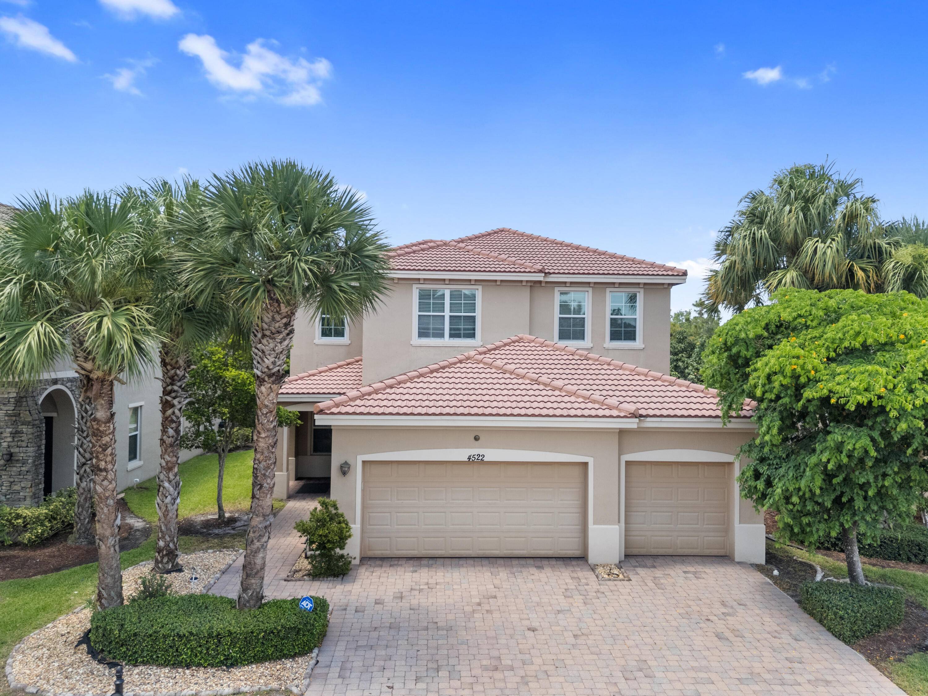 Welcome home to this lovely 4 3 single family home plus a den office 5 total rooms.