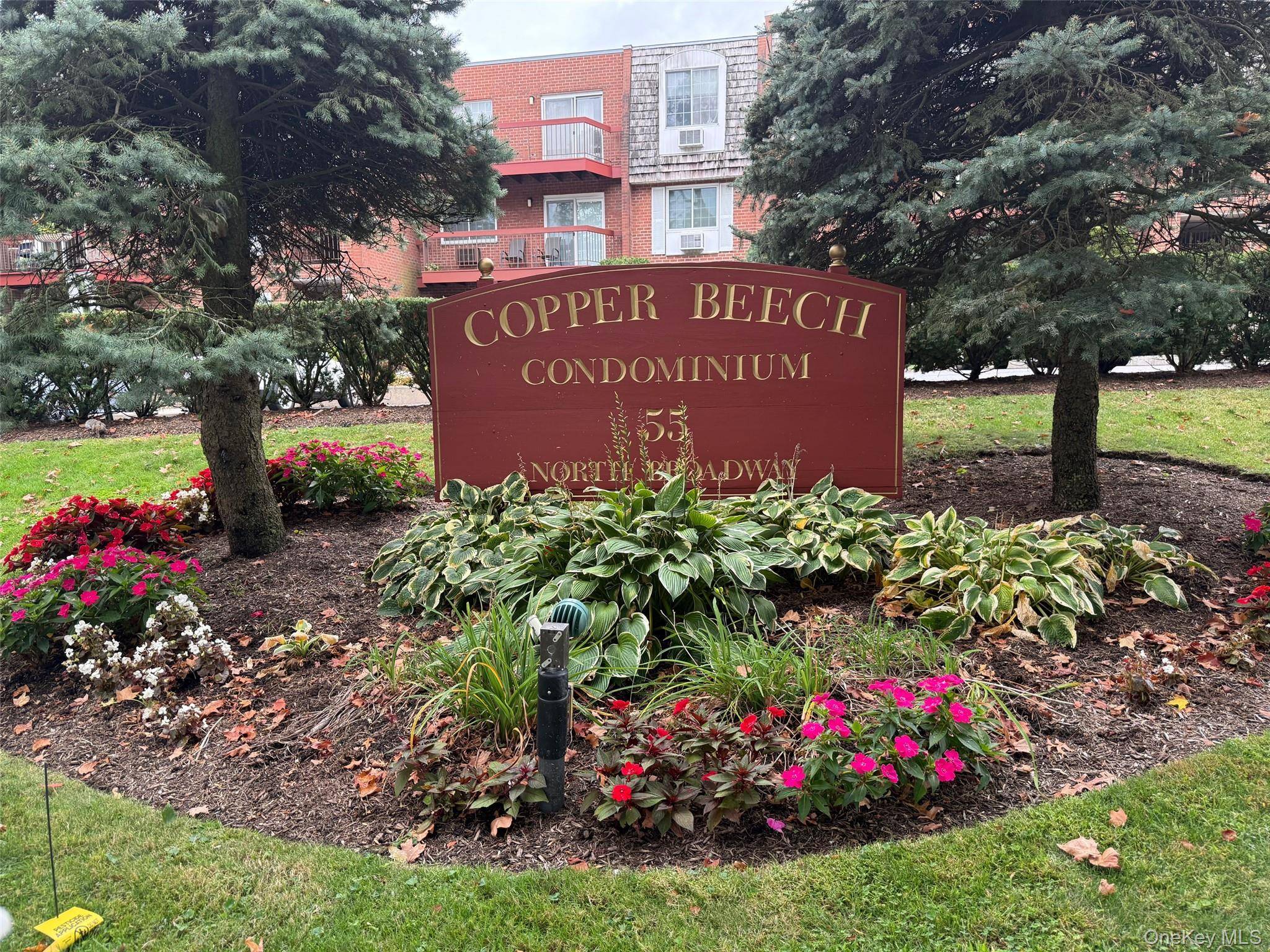 A Golden Opportunity to behold in the center of our vibrant city of White Plains !