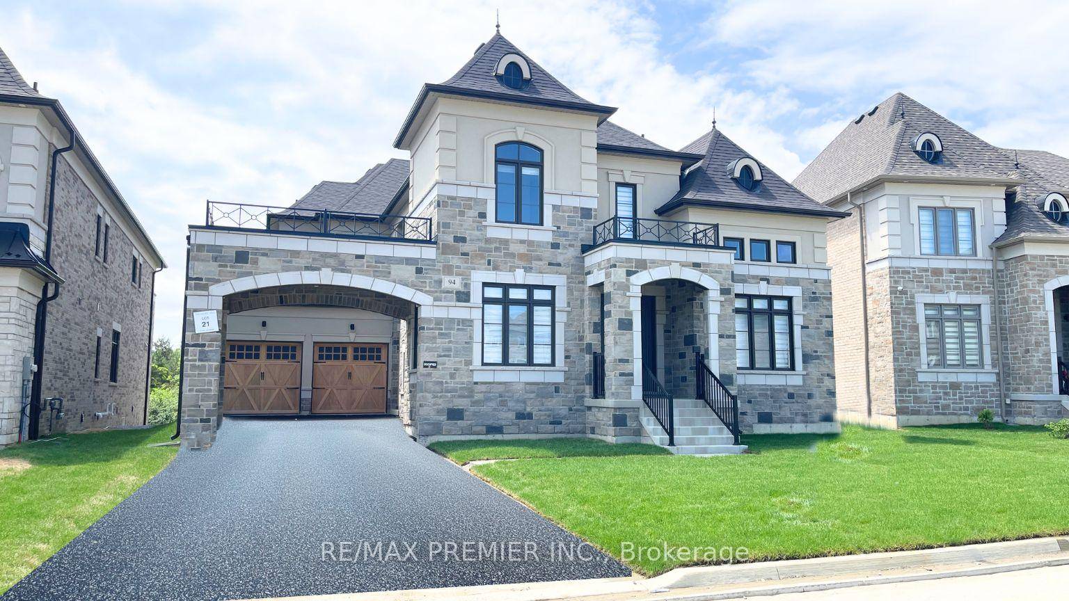 L U X U R T BEYOND IMAGINATION In Eversley E S T A T E S BRAND NEW 5 Bedrooms Elegance At Its Finest Overlooking Breathtaking Ravine View.