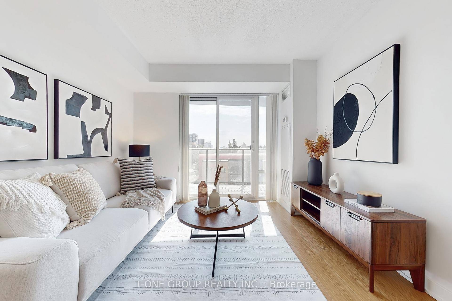 Bright And Spacious 1 Bedroom Den Condo With 2 Full Bathrooms In Luxury Joy Condos Offering 752 Sq.