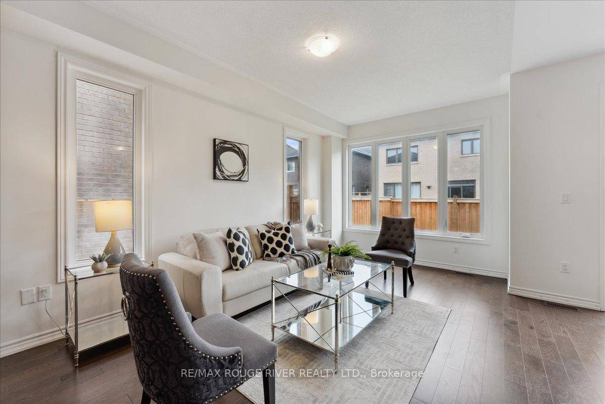 Absolutely Stunning 4 year old Semi detached Home, Perfectly Situated In The Heart Of The Highly Desirable Whitby Meadows Neighbourhood.