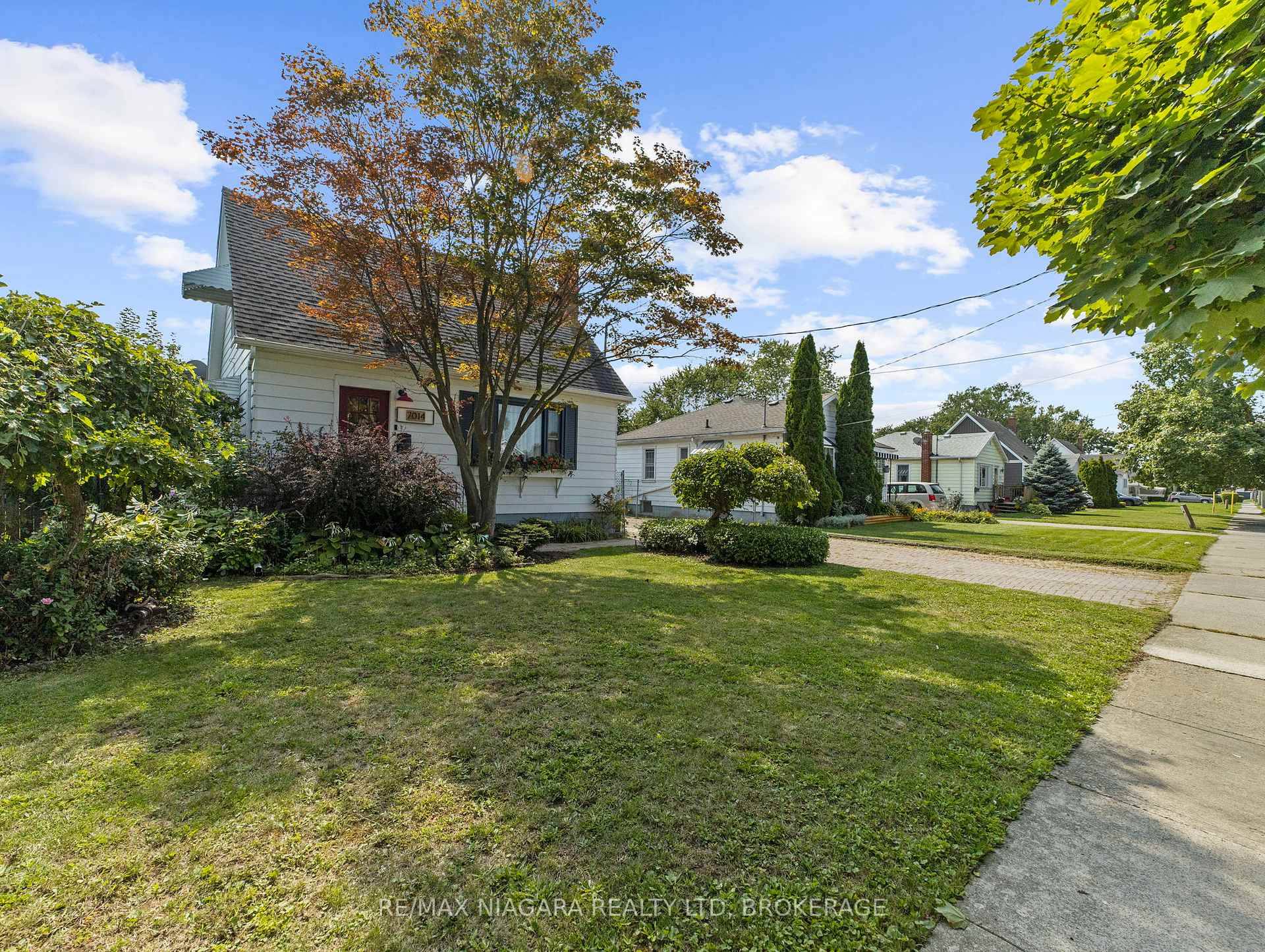 Welcome to 7014 Margaret Street, Niagara Falls.
