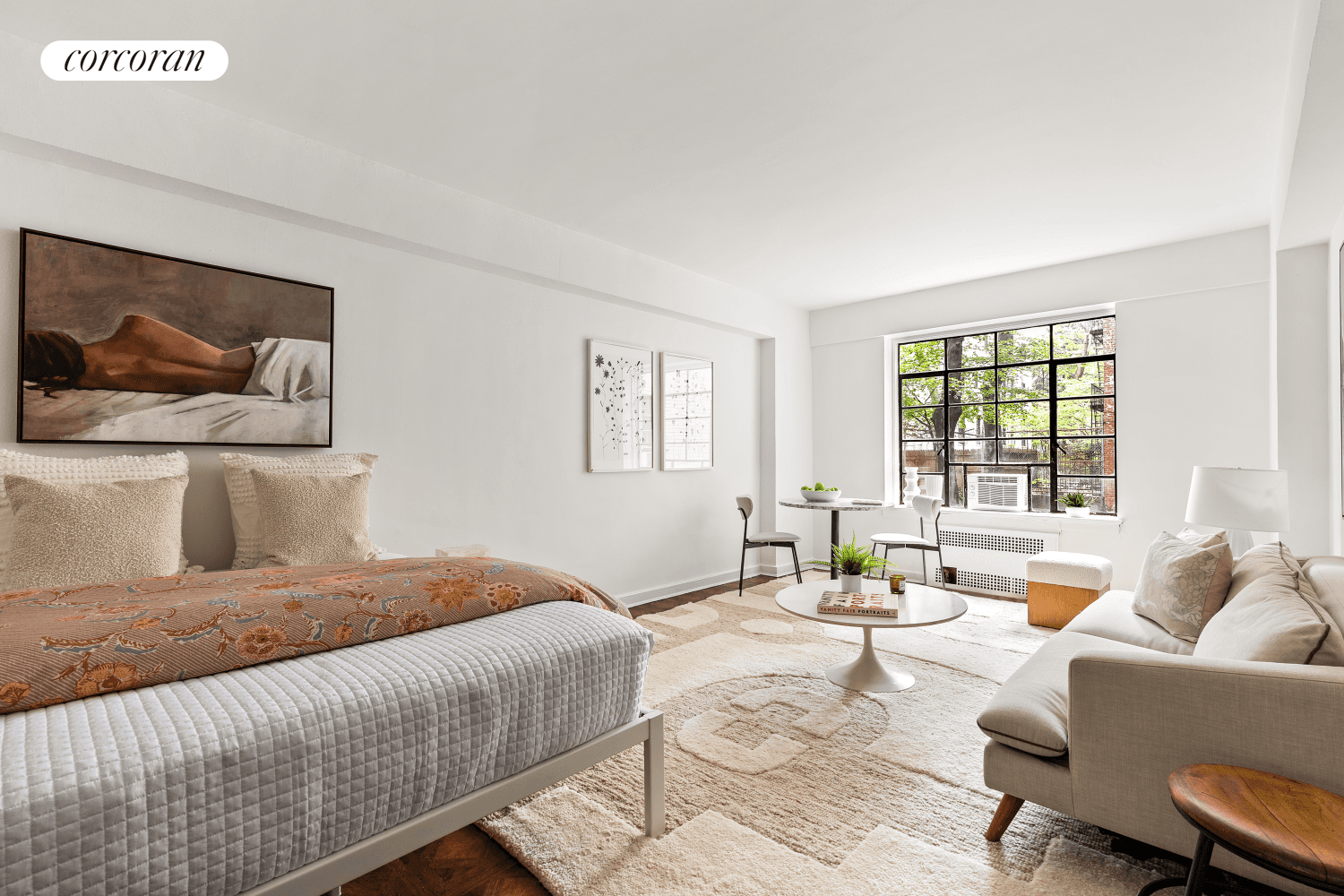 Charming and ideally located, this well proportioned studio in The Breukelen offers a rare opportunity to own in the heart of Brooklyn Heights.