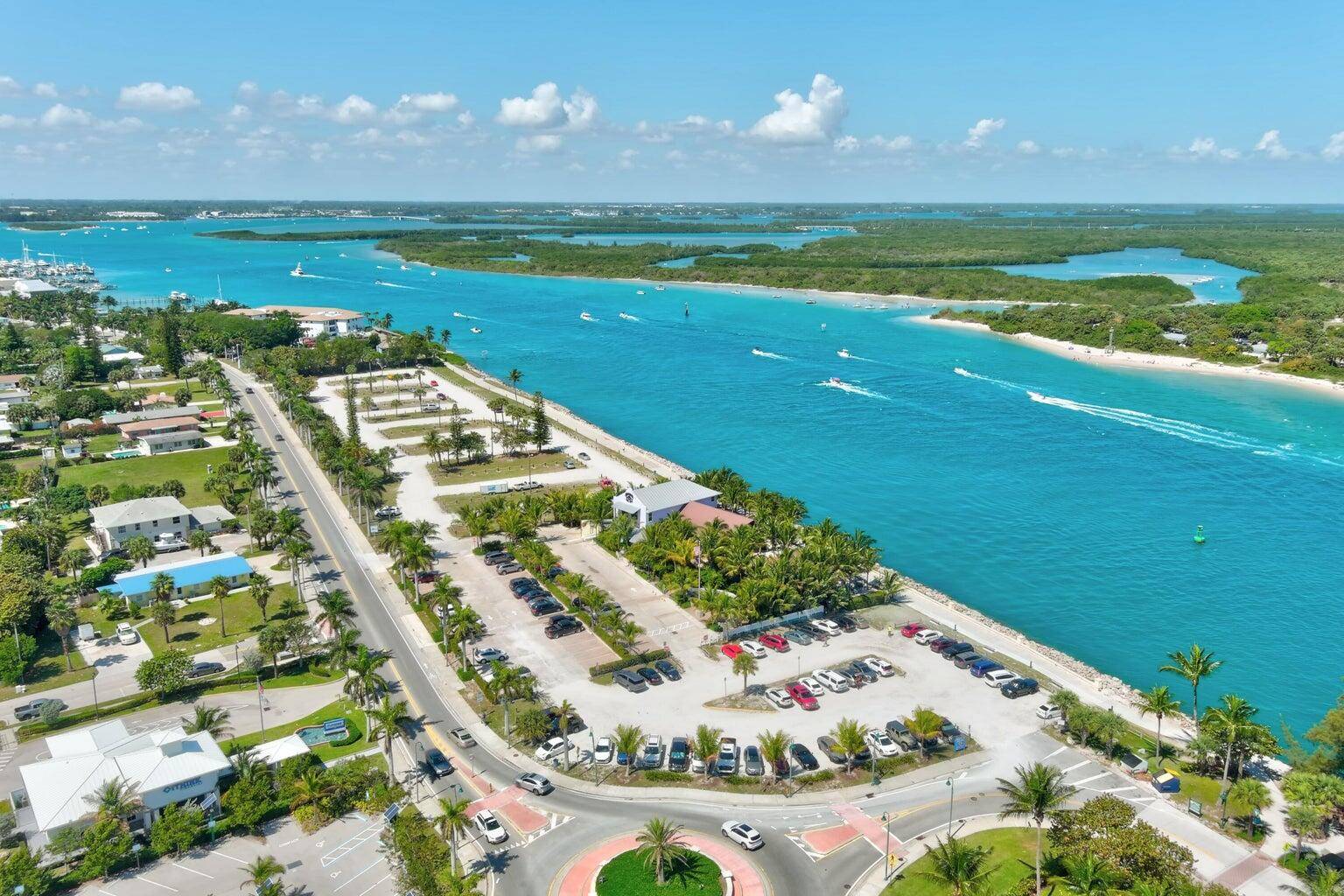 DIRECT INTRACOASTAL PANORAMIC VIEWS !