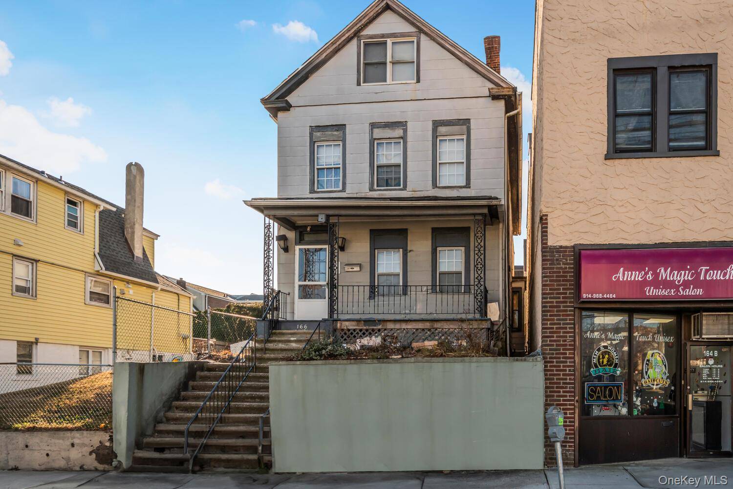Terrific opportunity to own a Legal 2 Family Home located in the Bryn Mawr vicinity of Yonkers, just 25 minutes north of Manhattan The first floor consists of a 2 ...