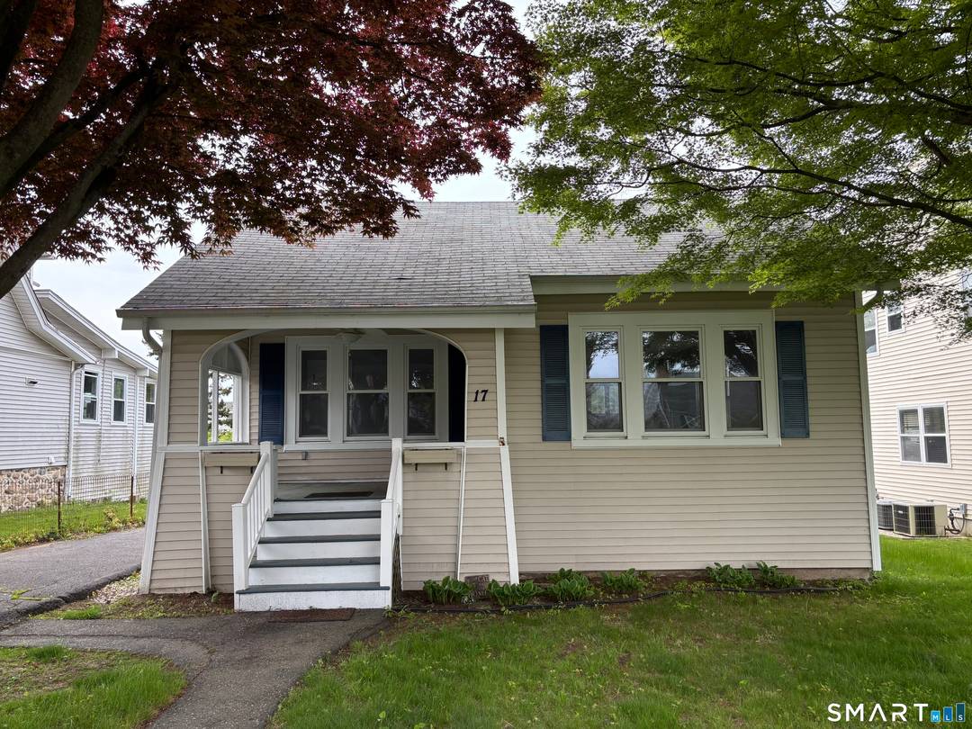 Move in ready, fully renovated 4 bedroom rental featuring a bright, open floor plan and a brand new granite kitchen with a center island.