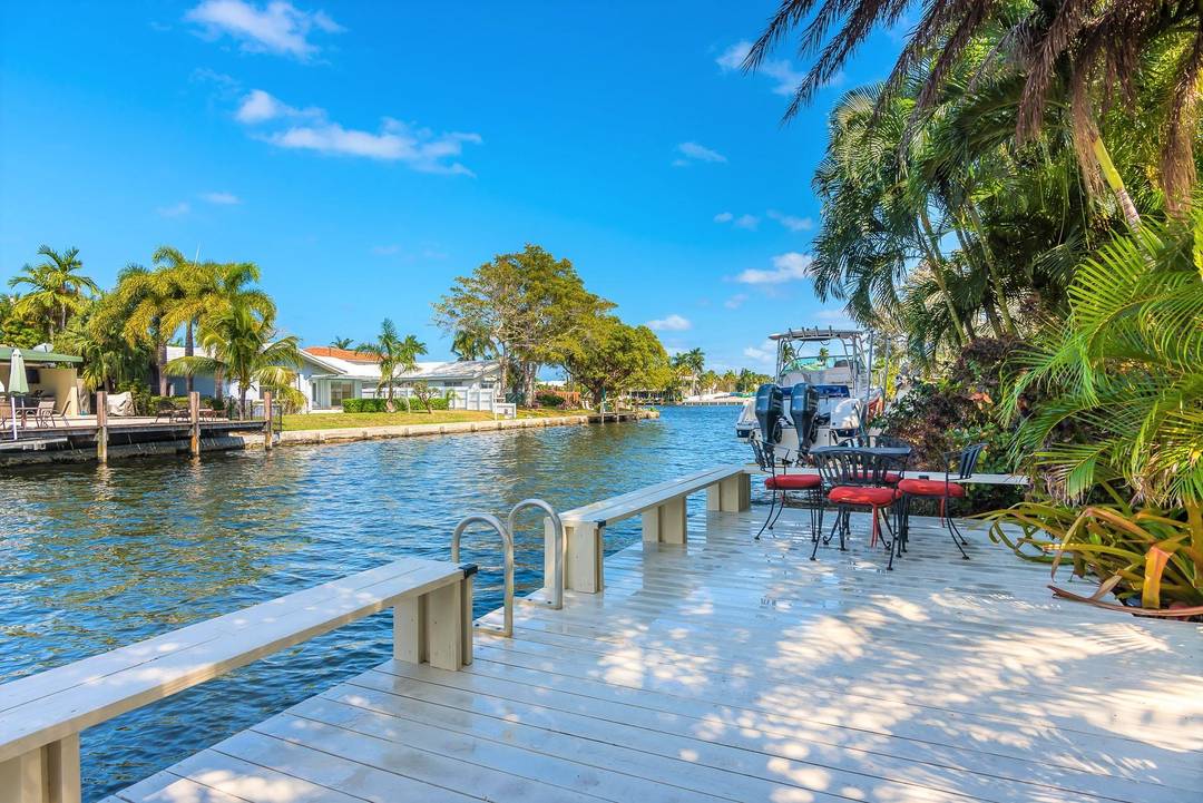 Beautiful waterfront rental in the heart of Fort Lauderdale offering approximately 70 feet of water frontage with direct ocean access.