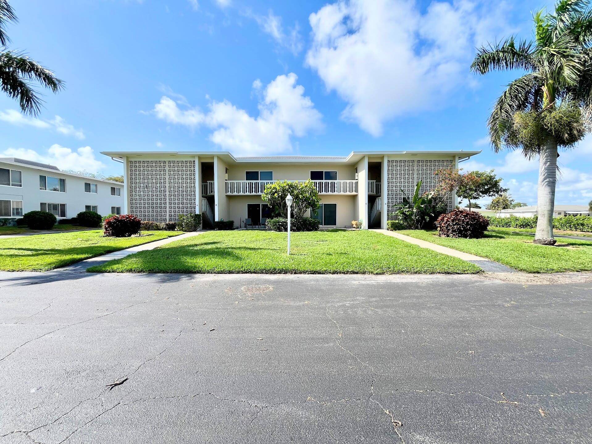 Welcome to your Florida Retreat !