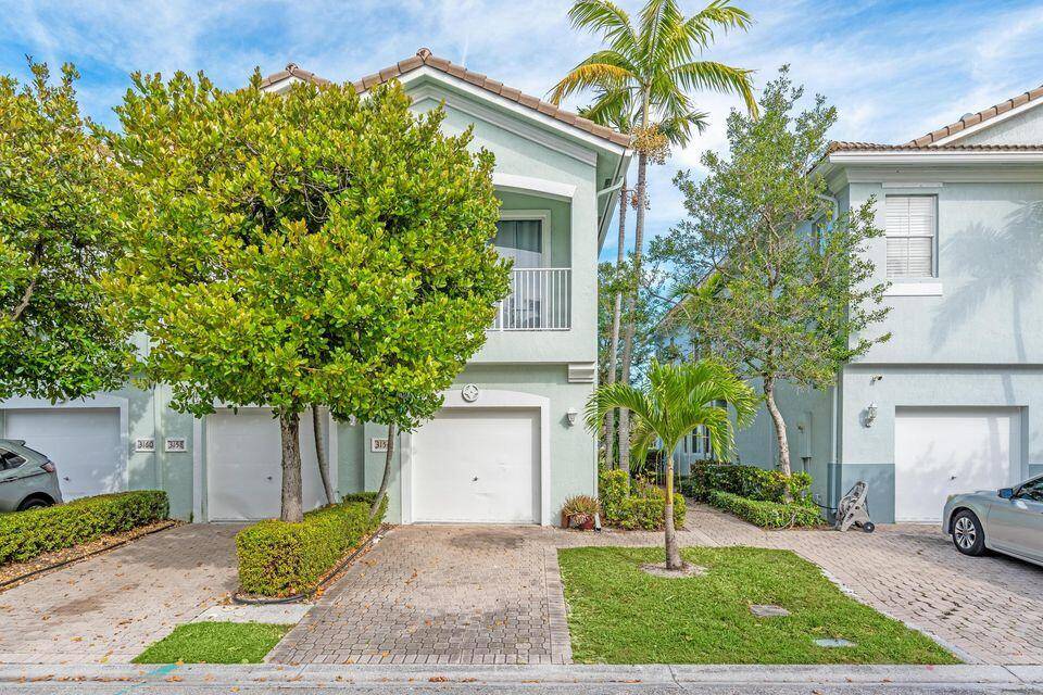 Investor Alert ! This beautifully maintained 2 bedroom, 2 bathroom townhome in the highly sought after gated community of Thousand Oaks comes with a tenant in place.