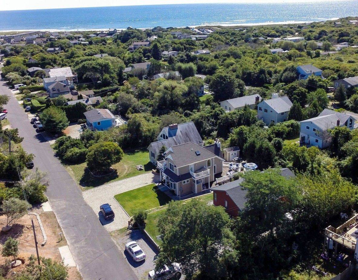 3 Bedroom Montauk Ranch