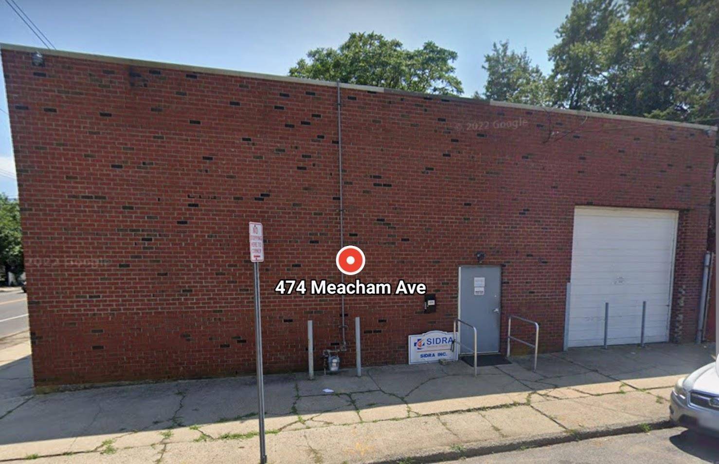 PRIME LOCATION OF ELMONT 5918 SQ.