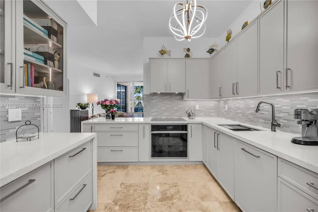 407 is the only unit on its floor, offering exceptional privacy.