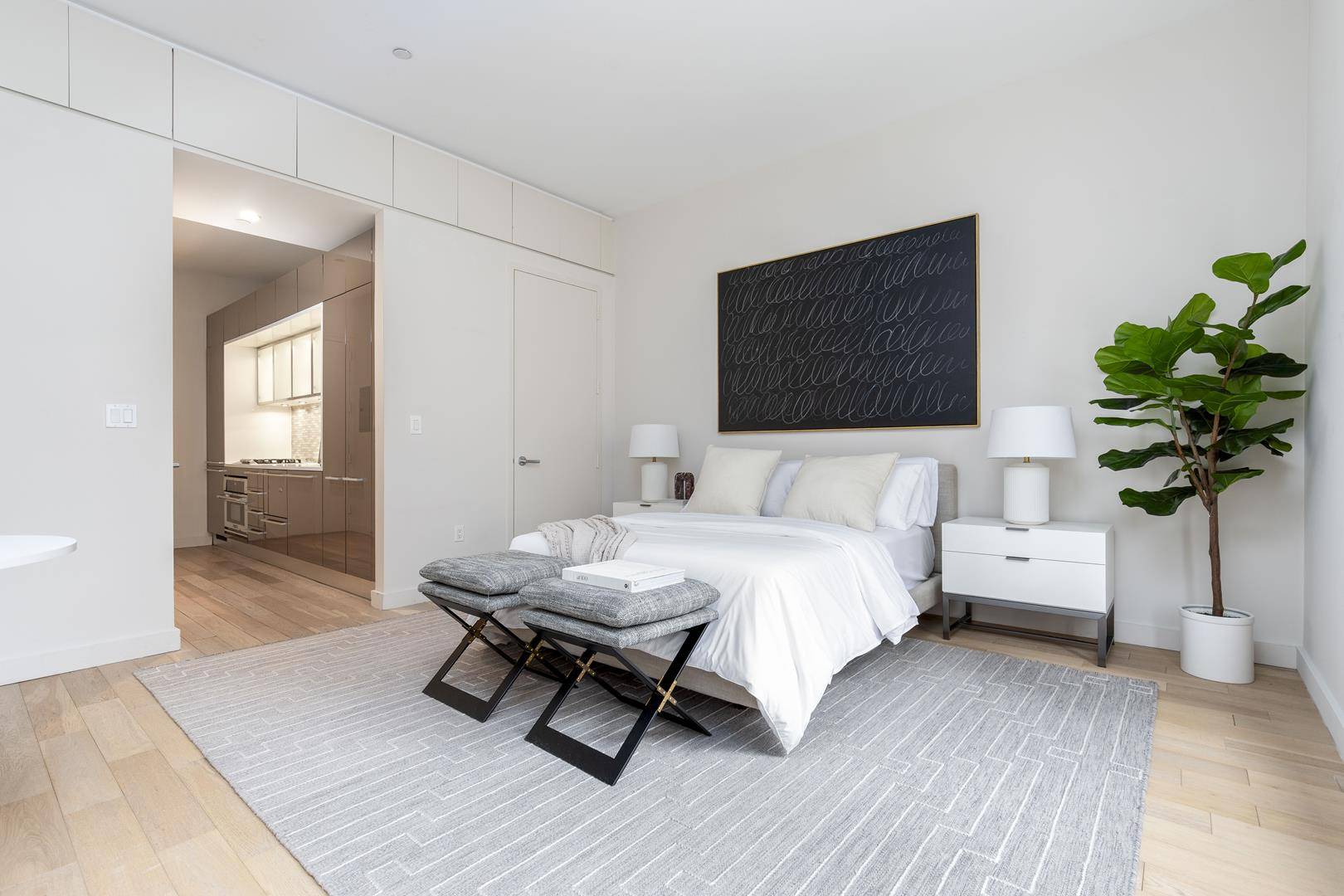 Platinum Properties is proud to present apartment 29L, a studio gem overlooking the historical downtown.