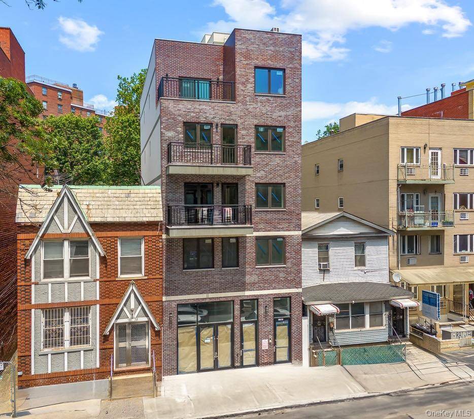 Welcome to this brand new condo in the heart of Downtown Flushing !