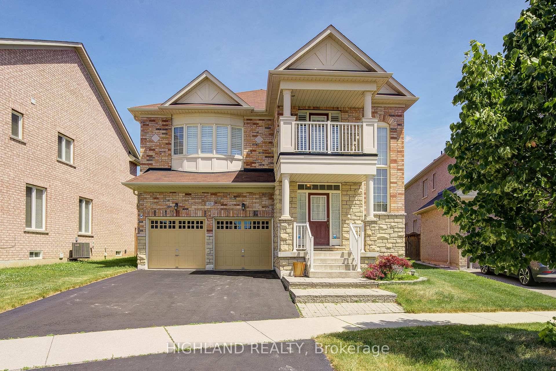 ONLY 10 YEARS OLD Rare 5 Bedroom Ravine Lot Gem in Credit Valley 3448 Sq Ft Above Grade Welcome to this stunning 2 story detached home in the prestigious Credit ...