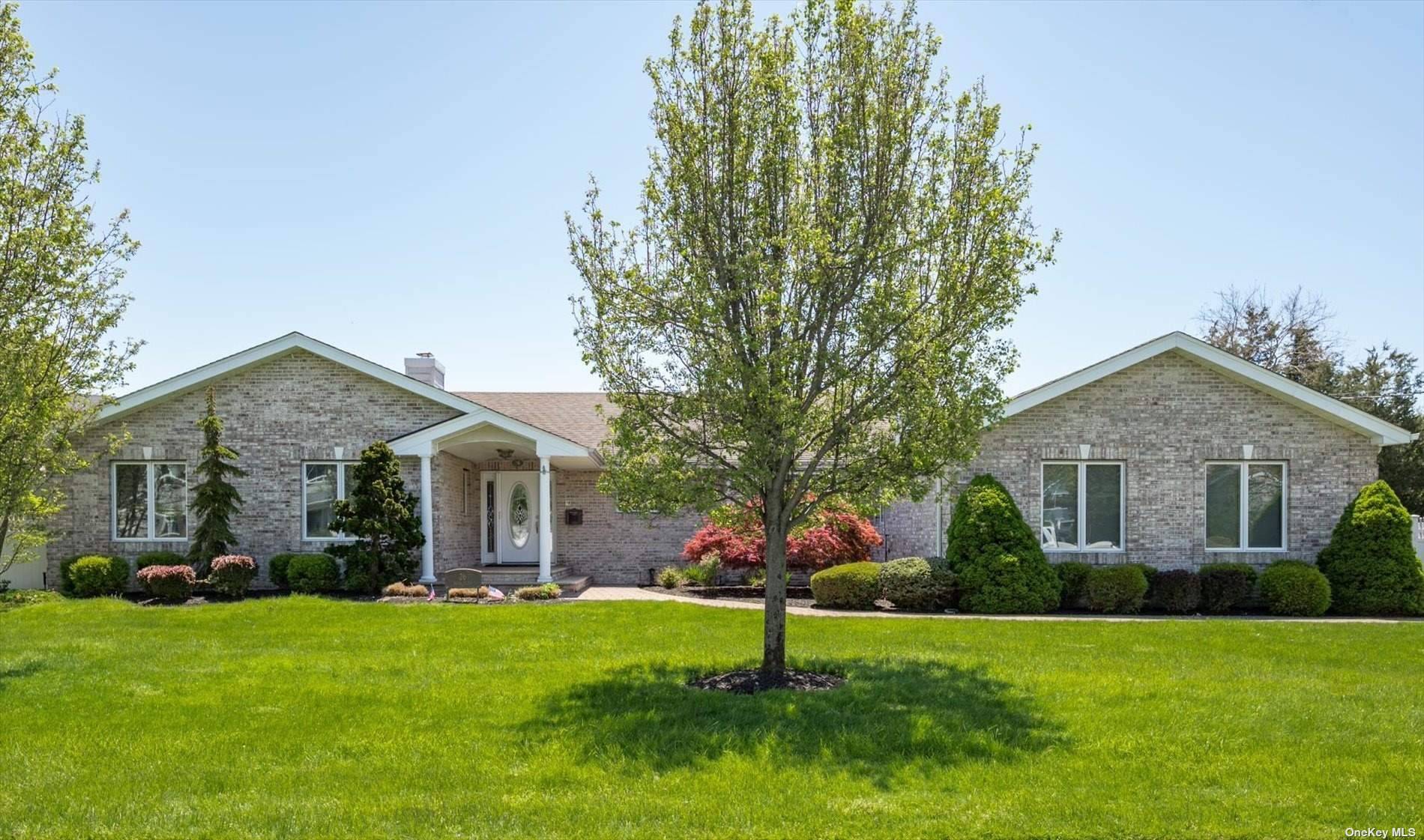 26 Haide, East Islip, NY, 11730 | Nest Seekers | Nest Seekers
