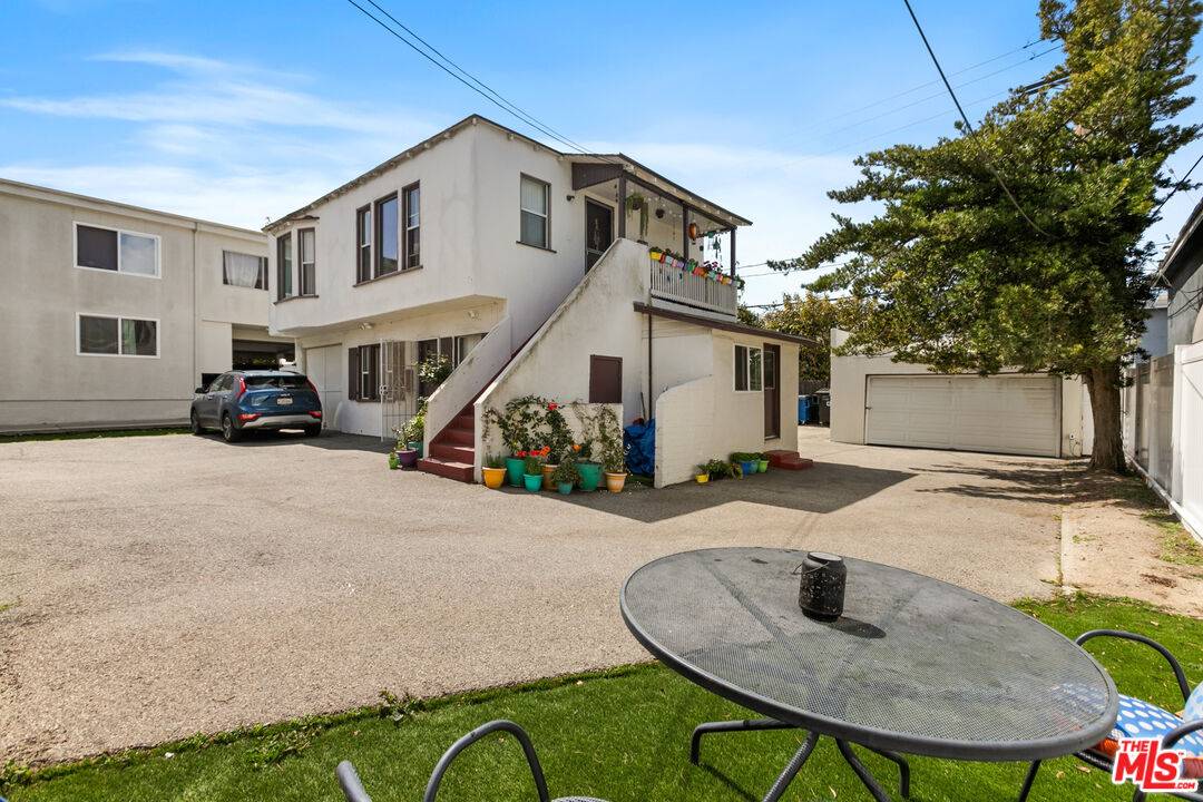 2302   32nd St 6BR Santa Monica La