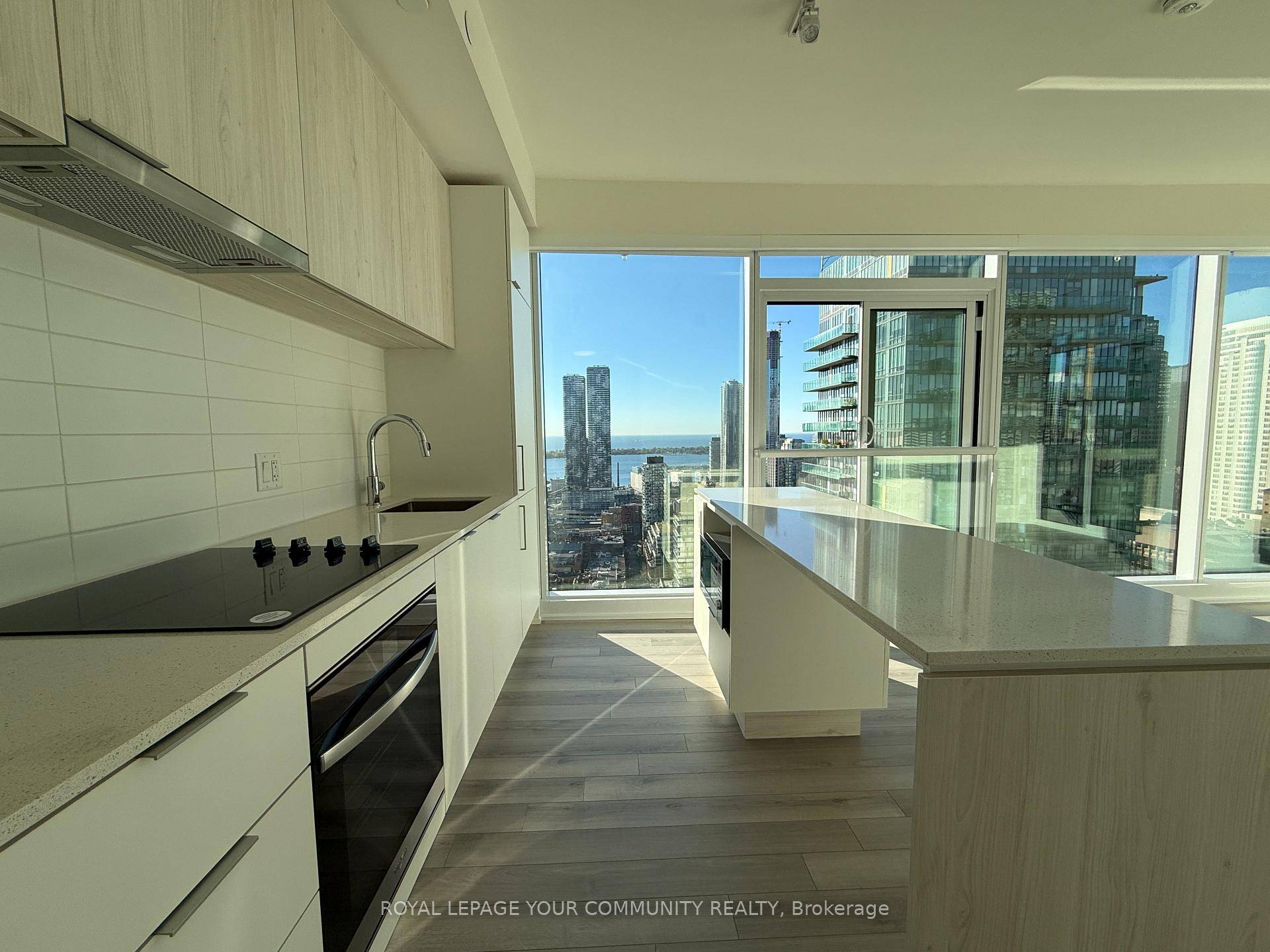 Luxurious 2 bedroom, 2 bath corner suite in the iconic Saint Condominiums by Minto.