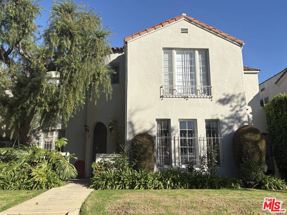 124 N Mansfield Ave 3BR Hancock Park La