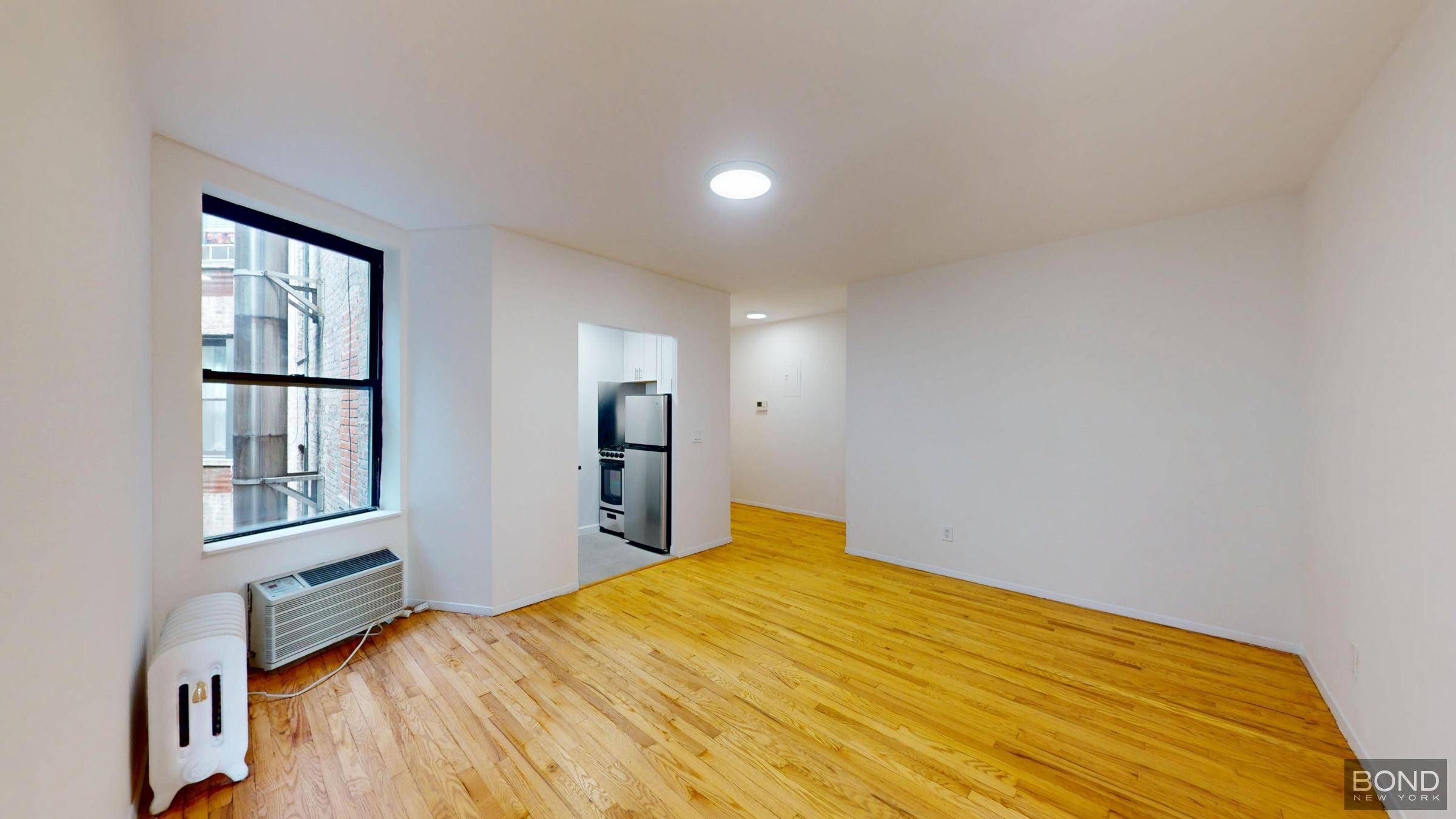 Renovated 2 bedroom in the heart of West Village !