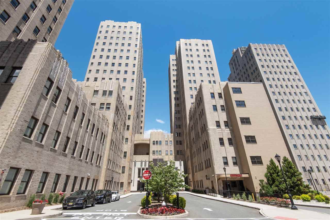 4 BEACON WAY Condo New Jersey