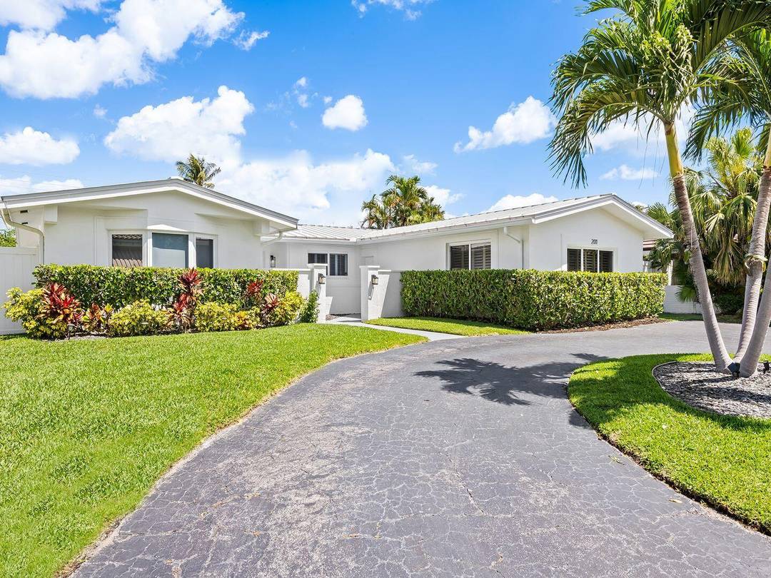 Set in a desirable Fort Lauderdale neighborhood, this well maintained residence at 2011 NE 60th St offers a comfortable and functional layout designed for everyday living.